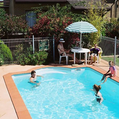 Sandpiper Holiday Apartments 莱克斯恩特伦斯 外观 照片