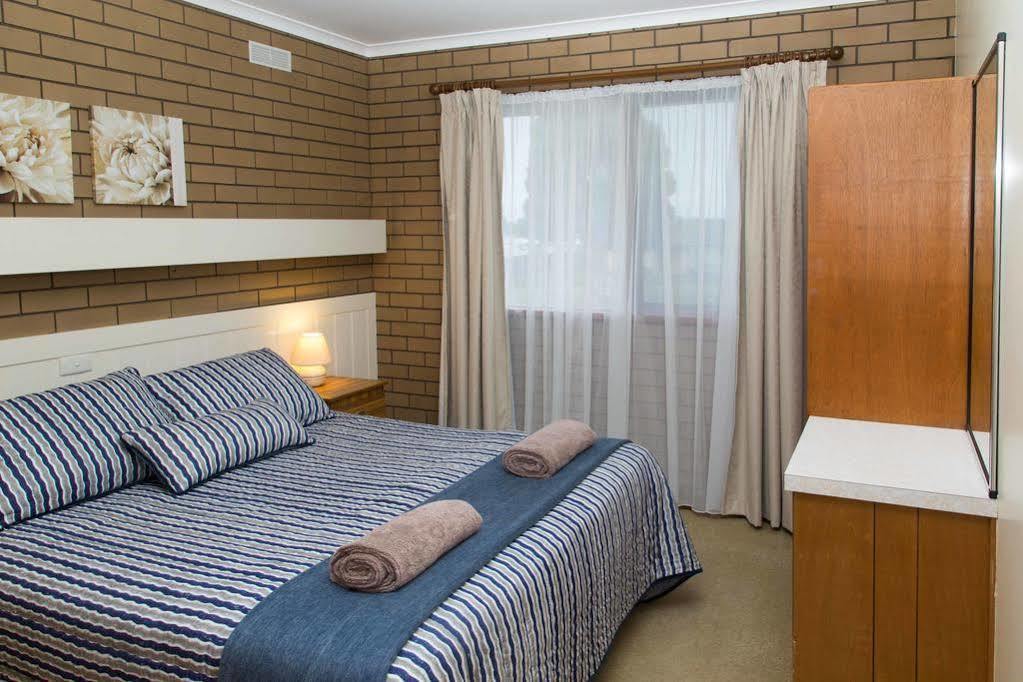 Sandpiper Holiday Apartments 莱克斯恩特伦斯 外观 照片